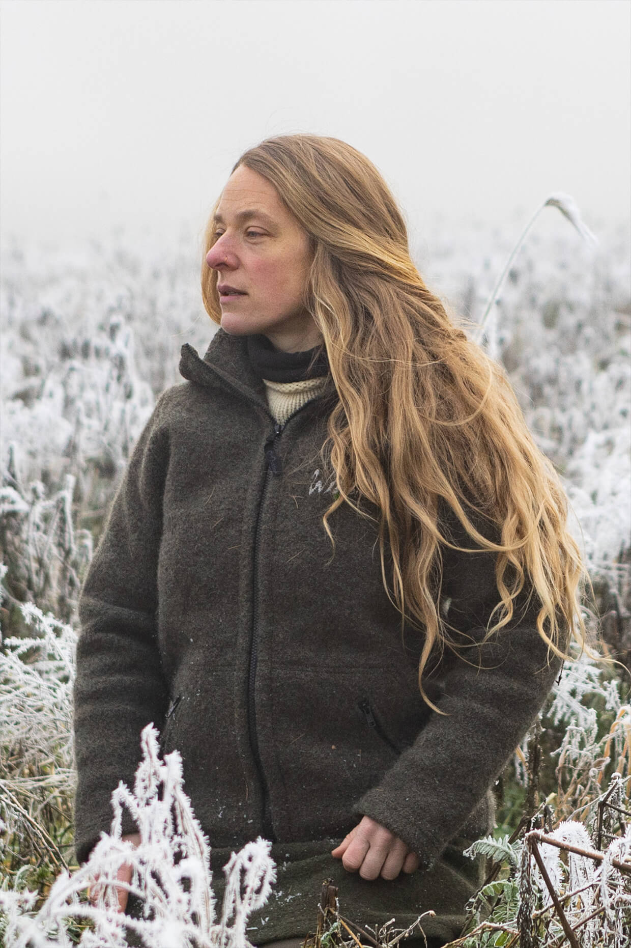 Die Gründerin der Wildnisschule Wildfunke Janina Pohen